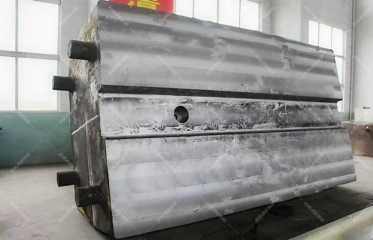 CHAENG made a 132-ton cast steel anvil block for forging machine